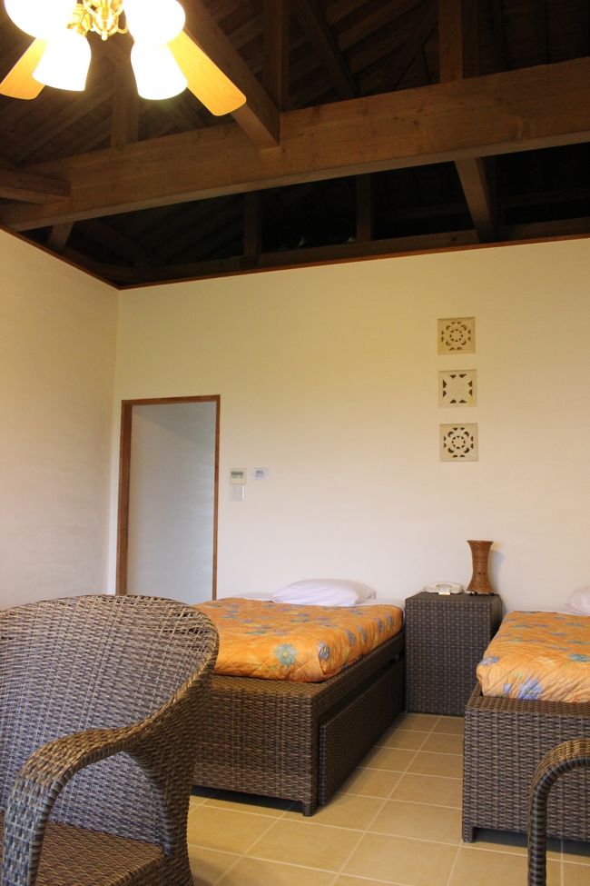 吹き抜けの天井です