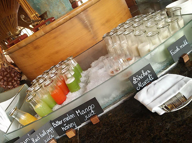 100%フレッシュジュース♪<br />牛乳や豆乳。