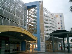 旅の始まりはJR宮崎駅です。