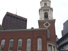 全員揃ってスタート
写真は第2番札所のパークストリート教会

独立戦争の時は、この教会の中に軍用の火薬が貯蔵されていたと言う

ボストン市内の大学教授、学生たちもこの教会に通っていると言います

