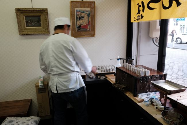 鯱ホコの焼印を押すのが間に合いません