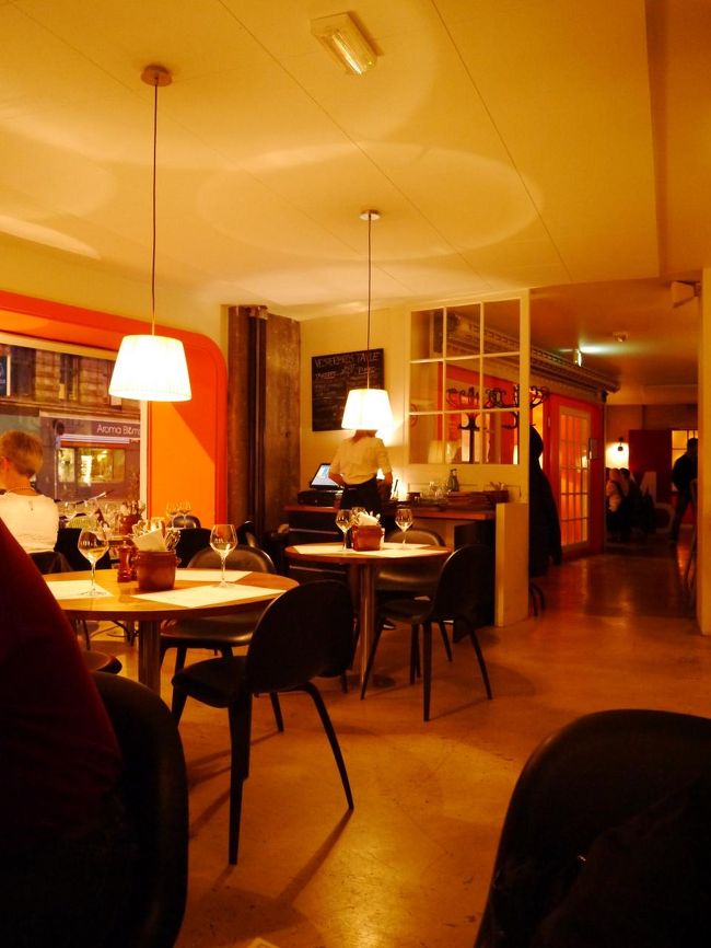 店内の一部。結構広いお店でした。