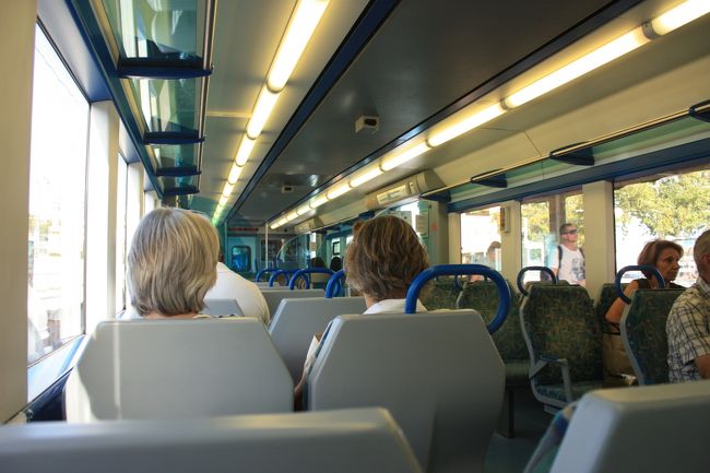 車内は結構きれい。