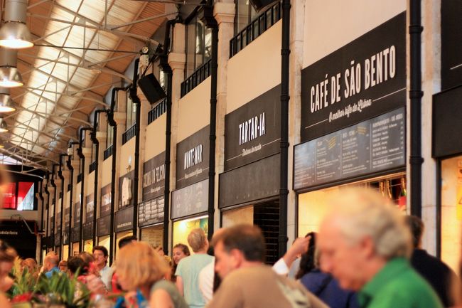 広いので、すごくたくさんお店があって、何食べようかなってお店を見て回るのも楽しい。おすすめです！