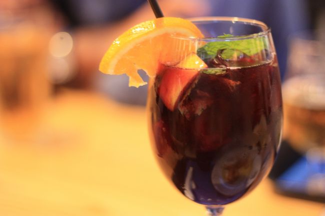 サングリアも飲んで、ほろ酔い気分です(*´∀｀)