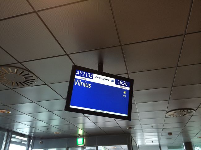 フィンランドは帰国前に少し寄るとして、まずはビリニュスに向かいます。<br />フィンランド航空便名ですが、実際の運航はフライビー。