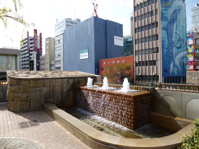 大阪のように水辺の街は楽しいのですが、ドブ川に庄内川の清流を流して浄化しようとすると権益の問題でうまく進まないようです。<br />　<br />再開発ってとっても難しい！<br />