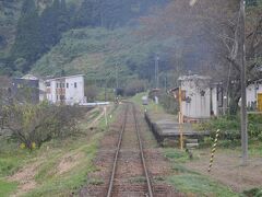 　東総元駅を出ました。