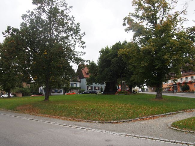 島のほぼ中央部にあるミッテルツの集落です。<br />こちらには観光案内所もあります。