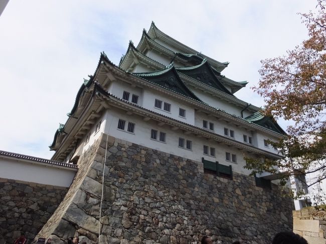 石垣の清正ライン！上に行くほど急になって敵が攻めにくい構造だとか。<br /><br />さまぁ〜ずも某番組で絶賛してました！