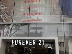 ＦＯＲＥＶＥＲ２１を（¬з¬）