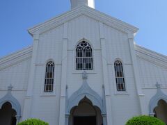 楠原教会の近くに建つ「水ノ浦教会」。

名工鉄川与助の教会です。
