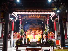 ちょいと散策すれば古いお寺に巡り会える。ここは台南でも最も歴史が古いとされる大天后宮。 