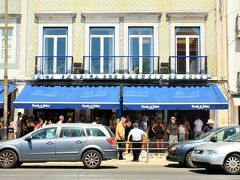 こちら、Pastel de belem！ポルトガル一？エッグタルトが有名なお店。