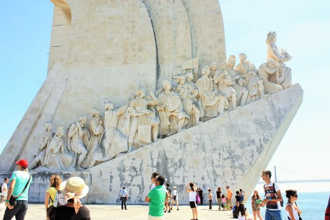 このモニュメント私好きだなあ！なんか、大海原に漕ぎだすロマンを感じるぜ…。ちなみに先頭がエンリケ航海王子だそうです。