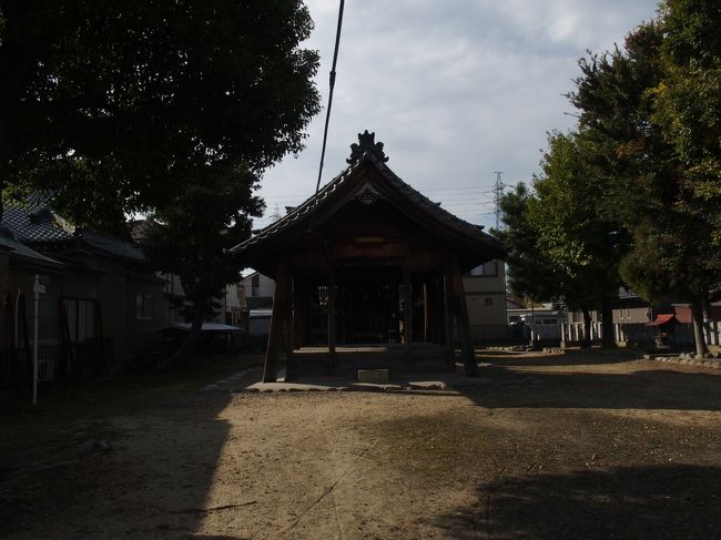 薬師寺は以前旅行記(初詣2013その2)作りましたので、飛ばしましてお隣の八社神社からまわります、こちらは八社という地名にもなった地元の方の氏神と思われます