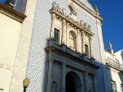 まずはホテルへ探さなければ。
ホテルはこのミゼリコルディア教会の近くのはず。ナザレにも同じ名前の教会あったよな。