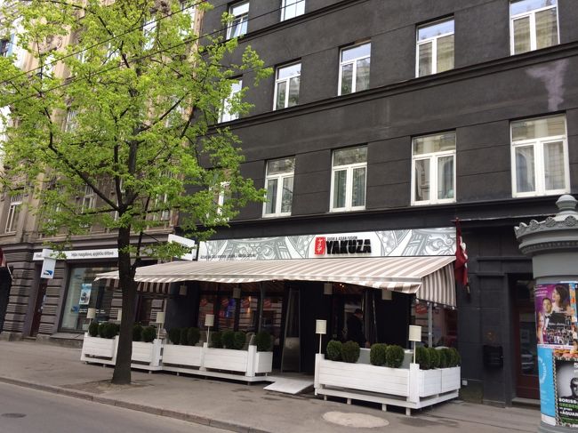 YAKUZAという日本料理屋が…。<br />もっといい名前があるのでは…。