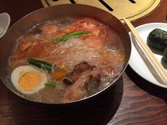 AMU PLAZAの古宮で冷麺。もうひとつかな。