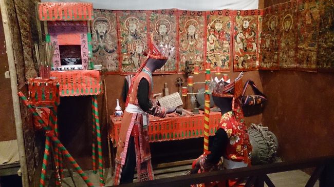 英語ガイドつけた白人グループがいた。<br />それほどのものではない<br />適当にベトナム文化を見学しましょう