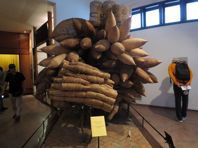 これは面白い。籠ですかね<br />荷台に載せるんでしょうか