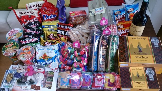 買ったものもう一度アップ<br />8日　7:00　遅れもなく成田着。ベトナム航空優秀でした。日系並み。機内食もおいしかった。<br />見る予定のもの、水上人形劇、ハノイ民族舞踊、大教会、展望カフェ、見れず入れず。<br />しかしリベンジしたいともあんまり思わない