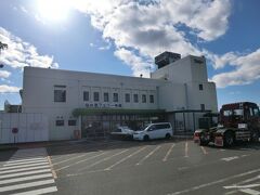 12:00
仙台港フェリーターミナルです。

これから太平洋のクルーズを楽しみます。
その話しは次回です。

つづく。