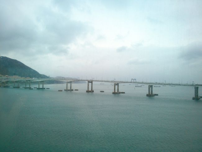 南港大橋は夜はライトアップされます。