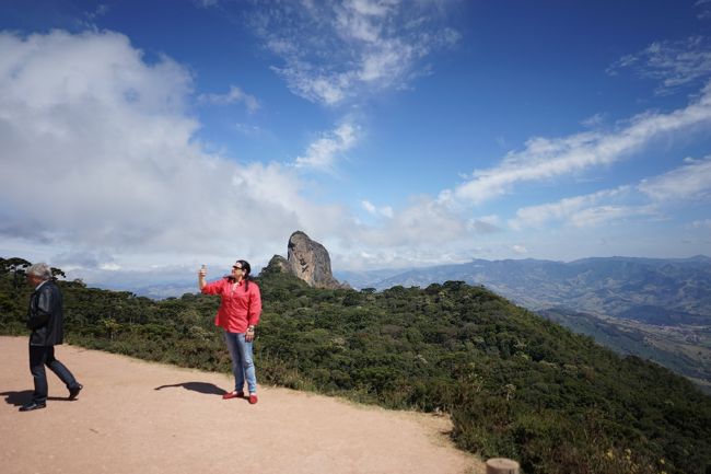 <br /><br />付近で一番見晴らしのいいところに行きました。