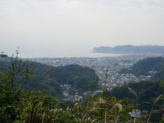 材木座海岸と由比ヶ浜