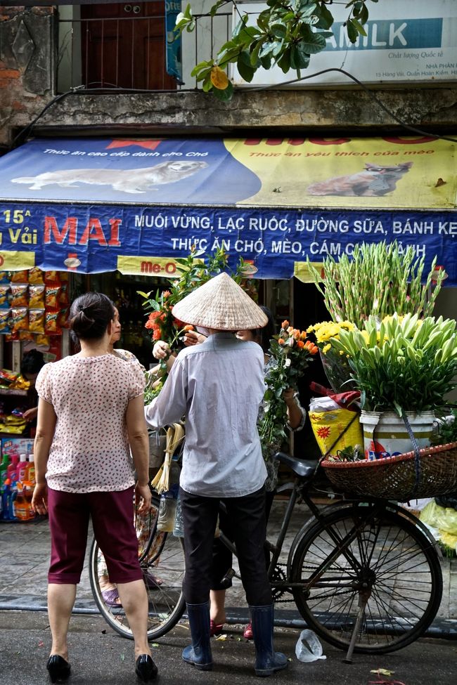 花売りのおばちゃん達も多かった