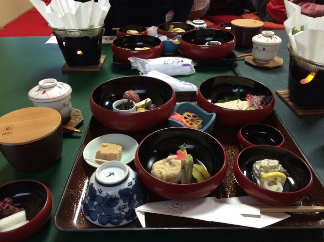 盛り付けもお上品ですてきです<br /><br />精進料理ですが、お腹いっぱいになりました。<br />優しいお味で美味しくいただきました。<br />大満足です。