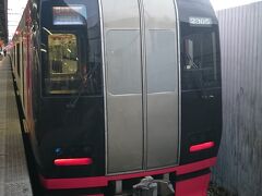今回は趣向を変えて名鉄で来てみました！！これは空港特急で使われてる奴ですね、多分！！