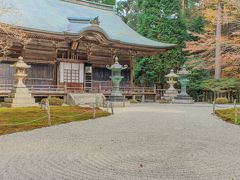 ここは、ちょっとした庭園があるのでそれだけを見て立ち去ります（笑）
