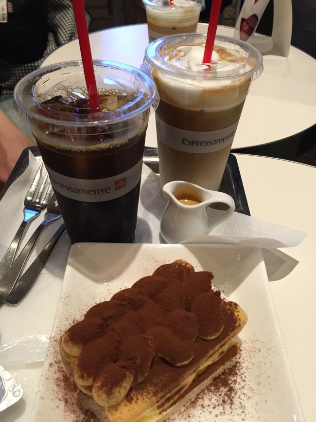 あまりの<br />満腹感にとりあえずブレイクタイム。<br /><br />しかーし！<br />この辺りで私と旦那さまは<br />食べ過ぎとゆうのか。<br />朝ラーのせいとゆうのか。<br /><br />軽く腹痛に襲われ<br />しばしトイレ祭りに。<br /><br />同僚さん…申し訳。