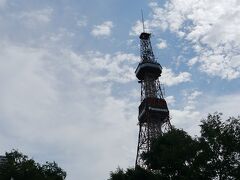 大通公園のテレビ塔。
ということで観光らしい観光はしないで列車の時間。
札幌から旭川までは特急スーパーカムイで移動。
