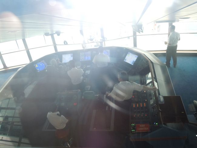 　操舵室を見ることもできましたよ1<br />