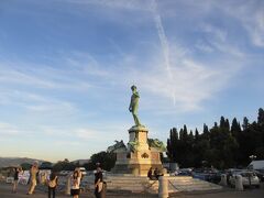 バスに乗りPiazzale Michelangelo（ミケランジェロ広場）へ