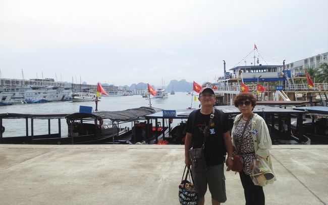 港でツーショット