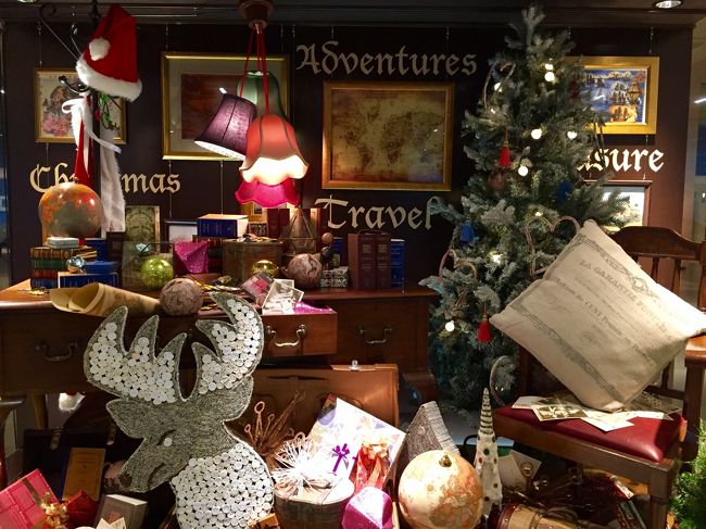 続きまして・・・<br /><br />この日は、車のフェアへ行って来ました。<br />（2016 YANASE New Line Up Fair）<br /><br />ウエスティンナゴヤキャッスルにて開催。<br />クリスマスの飾り付けでお出迎え。