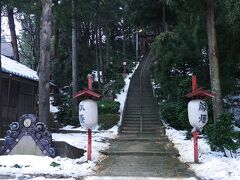 こちらは西奈彌羽黒神社。６８７年創建。ずいぶんと歴史がある。