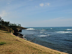 最後にいつもの海岸へ。
天気がいいと気持ちが良いものです。