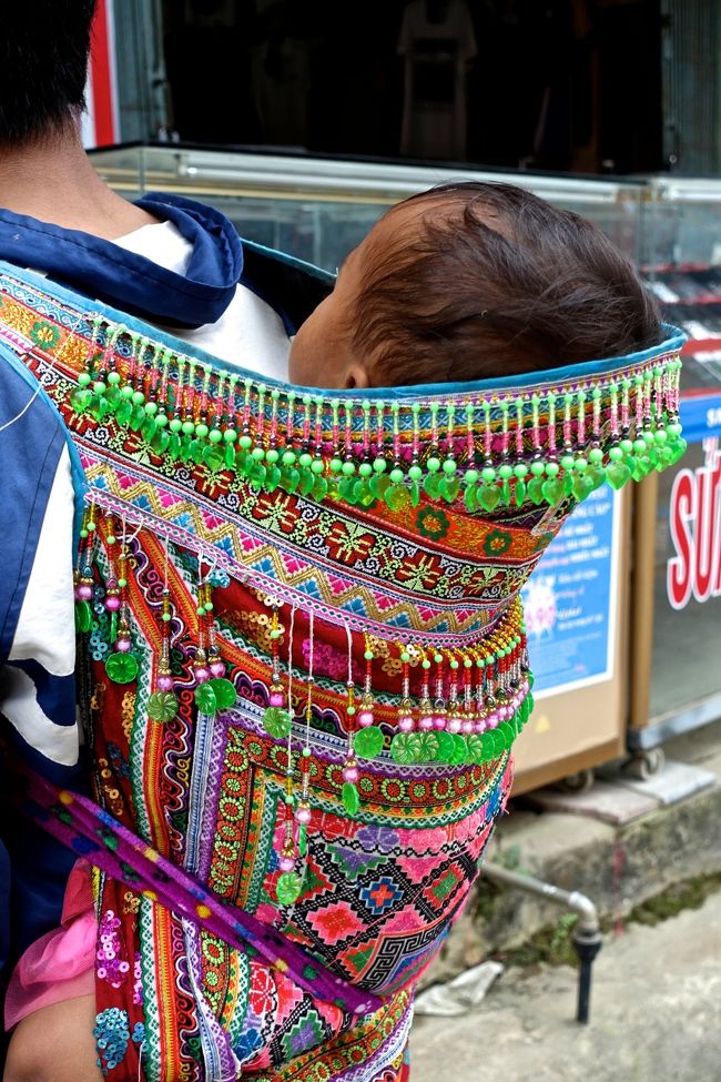 お洒落すぎる "おんぶ紐”