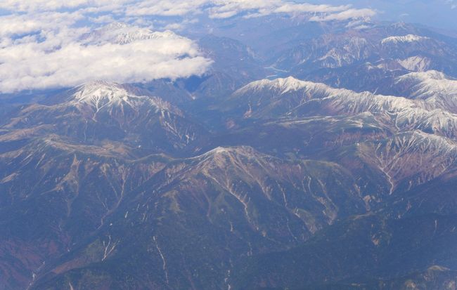 立山　黒部湖の方向