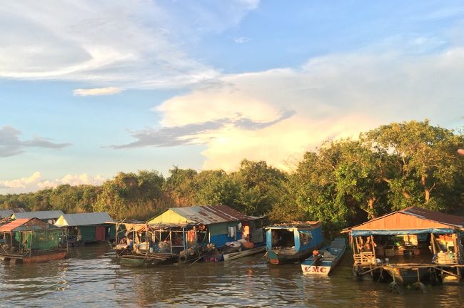 水上生活をしている人々の家。