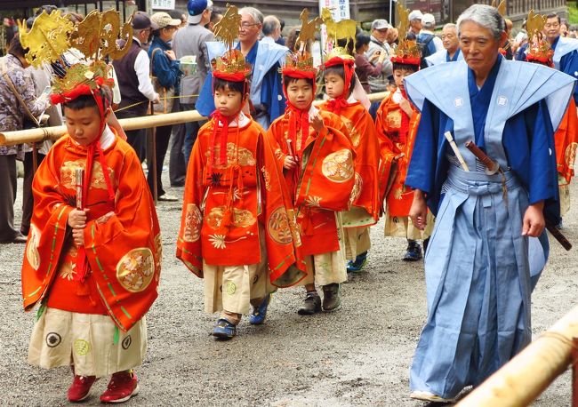 日光10 東照宮 〔百物揃千人武者行列〕 G 還御1/3 ☆観客へって