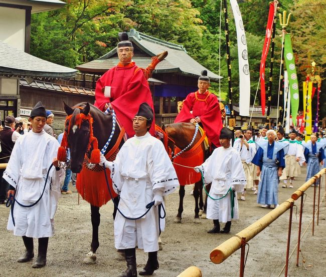 日光10 東照宮 〔百物揃千人武者行列〕 G 還御1/3 ☆観客へって 日光10 東照宮 〔百物揃千人武者行列〕 G 還御1/3 ☆観客へって