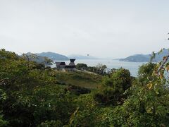 島らしいロケーションに建っていた