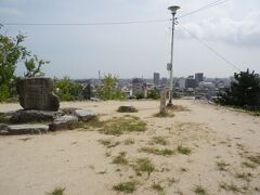 松阪城月見櫓跡からの市街．
