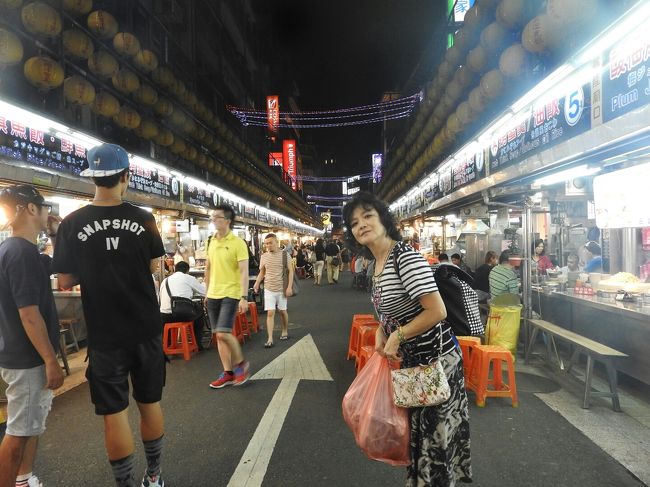 基隆夜市到着